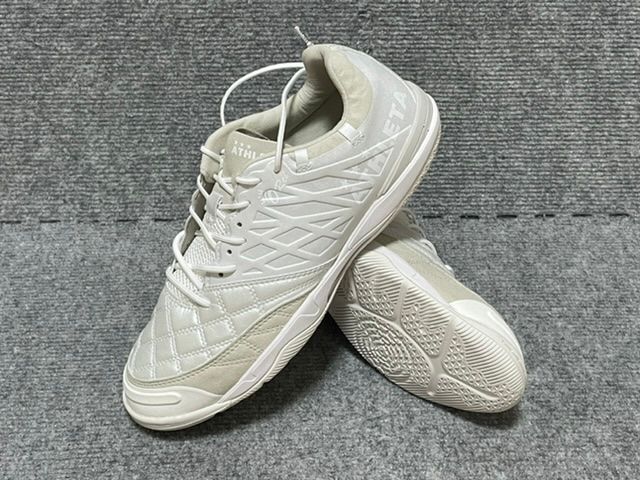 アスレタ ATHLETA O-Rei Futsal A002 27cm 美品 楽天市場】アスレタ ATHLETA 公式【限定】11016 O-Rei Futsal A002 PWH